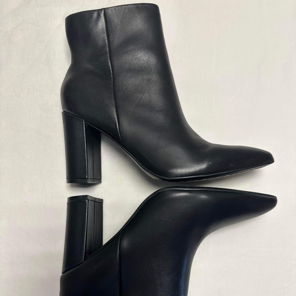 Mark Fisher Womens Bootie Black Size 10 block heel